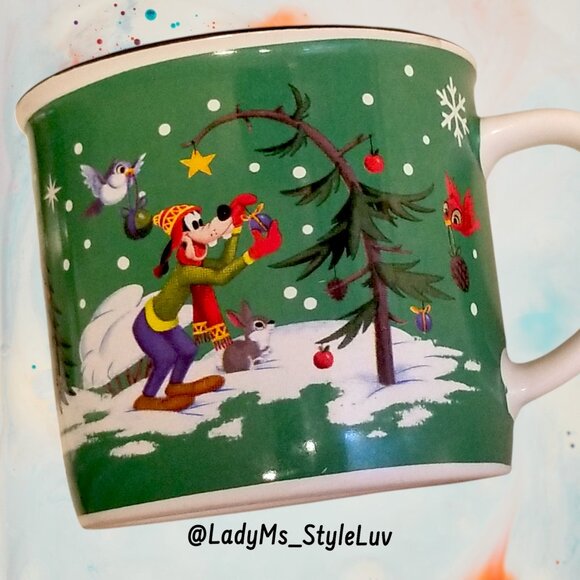 New Harvey's Seatbelt Rare Winter Christmas Mug FREE SHIPPING Disney Mickey NWOT - Picture 3 of 6